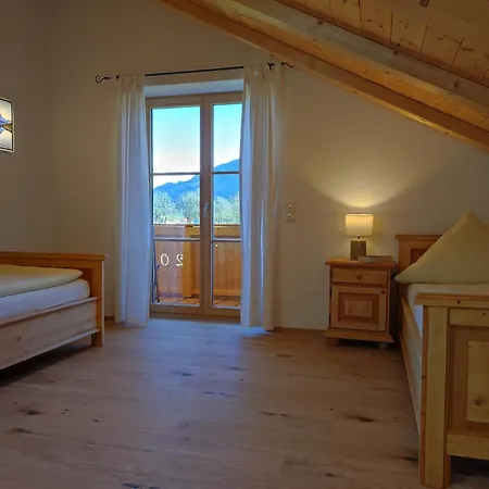 Puchnerhof Apartment